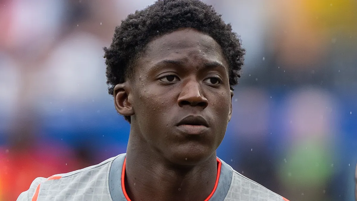 Kobbie Mainoo playing for England